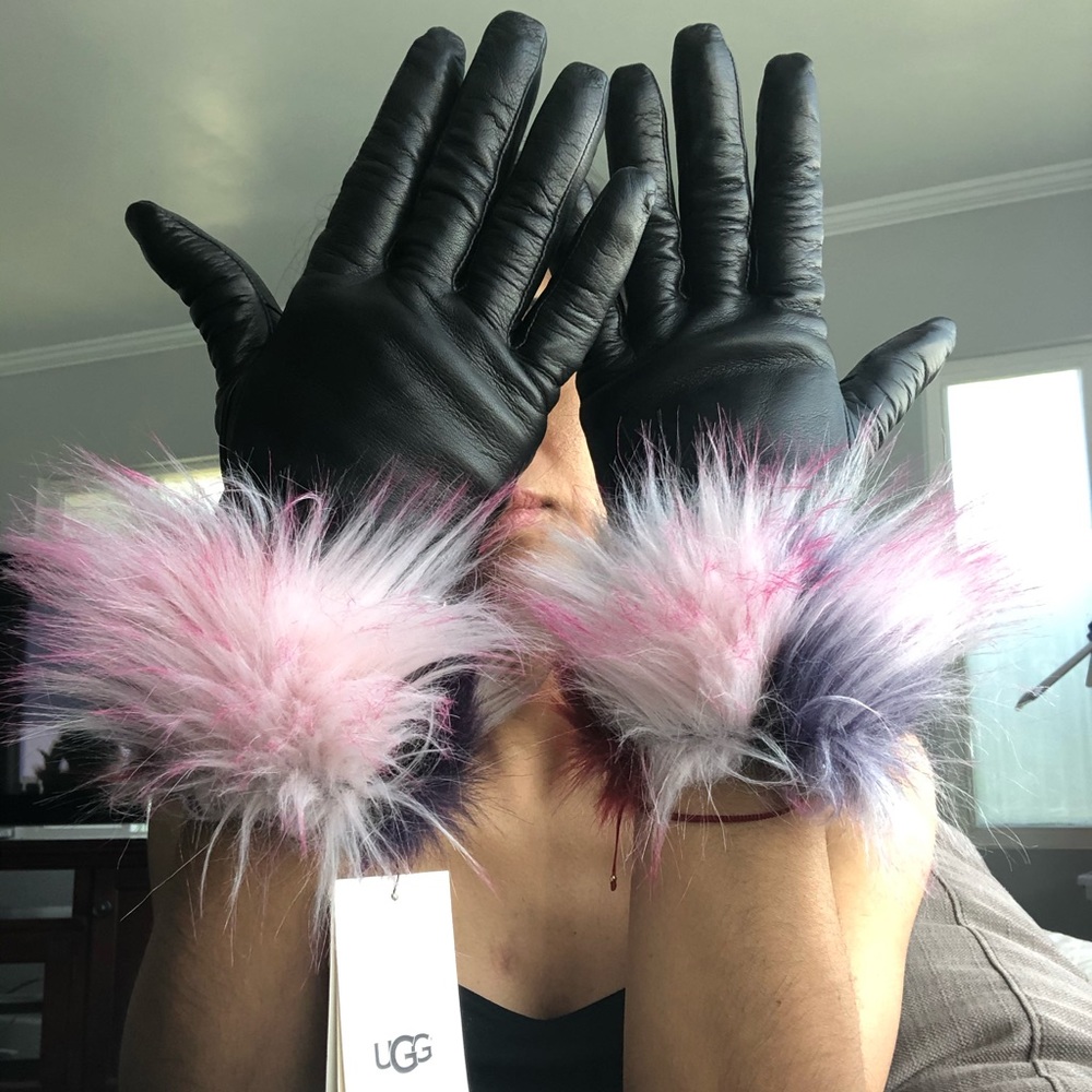 UGG black Furry cuff gloves